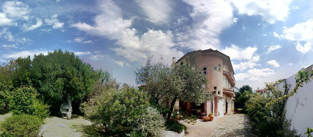 Tipica Sa Corte Locanda Oliena