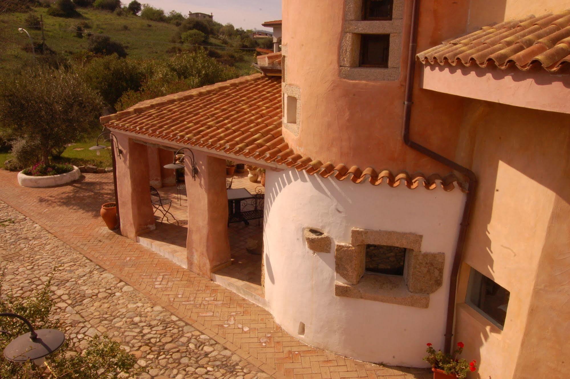 Inn Tipica Sa Corte